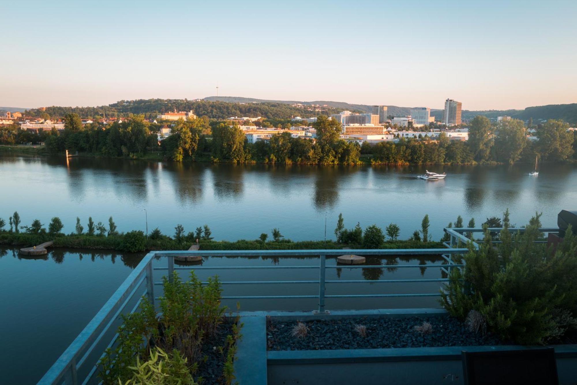 Penthouse Wohnung Mit Schoenem Moselblick In Metternich Koblenz  Luaran gambar