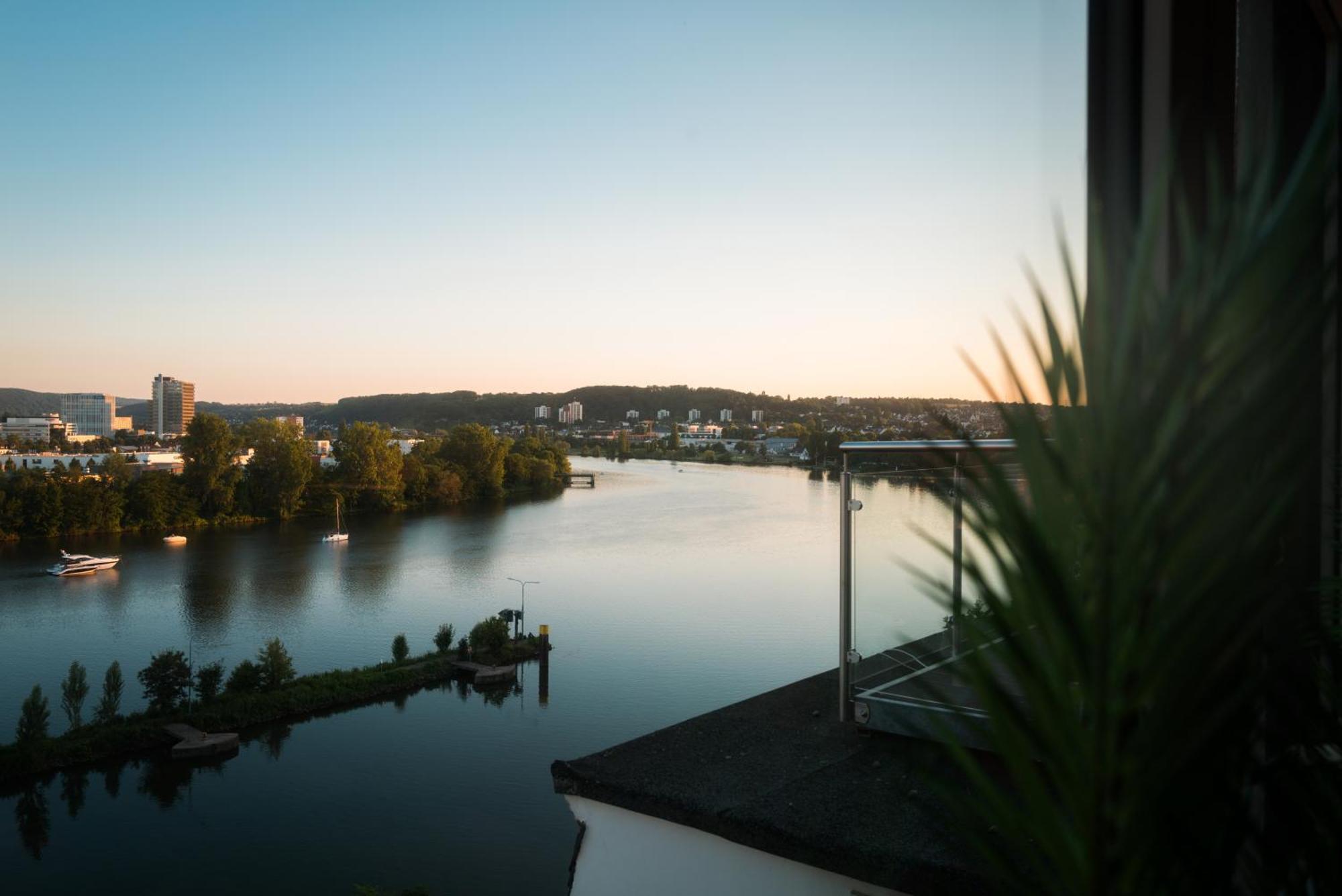 Penthouse Wohnung Mit Schoenem Moselblick In Metternich Koblenz  Luaran gambar