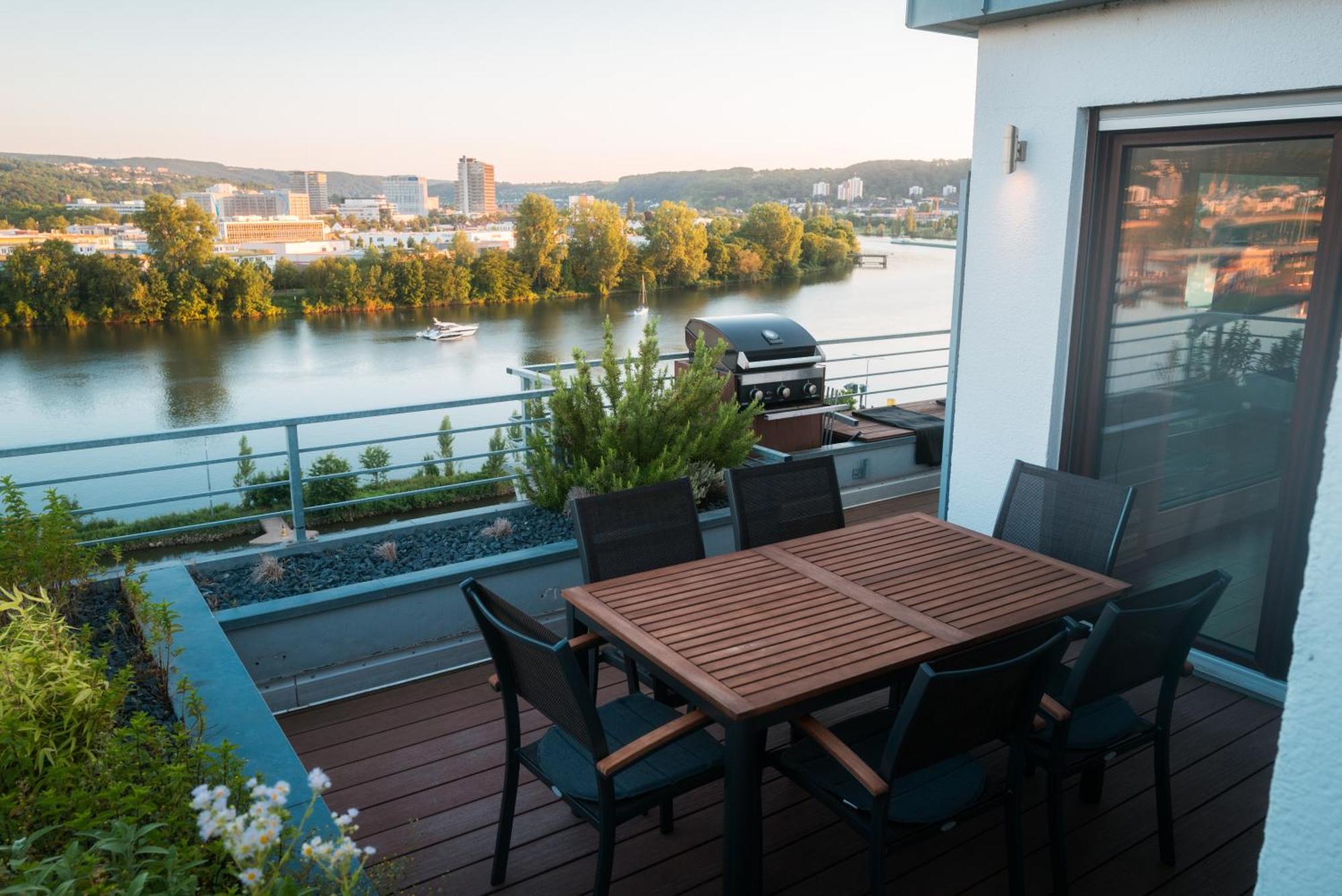 Penthouse Wohnung Mit Schoenem Moselblick In Metternich Koblenz  Luaran gambar
