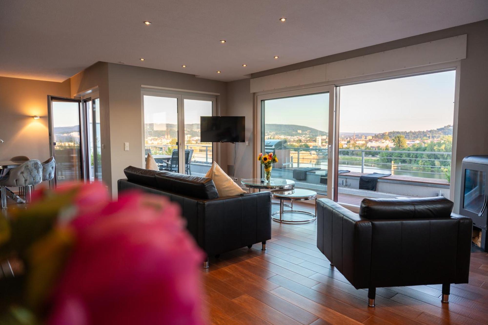 Penthouse Wohnung Mit Schoenem Moselblick In Metternich Koblenz  Luaran gambar