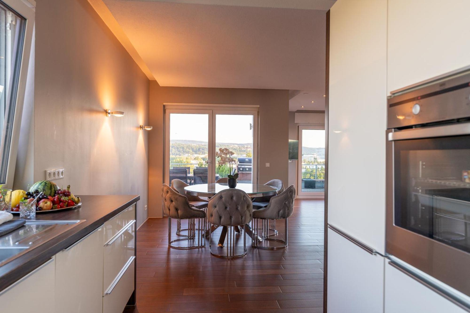 Penthouse Wohnung Mit Schoenem Moselblick In Metternich Koblenz  Luaran gambar
