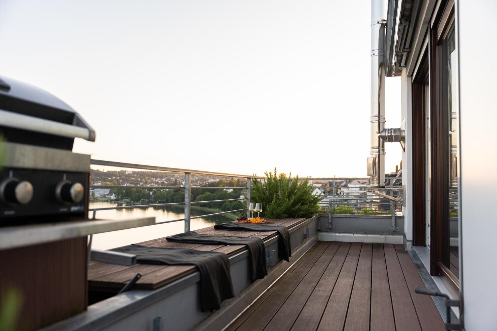 Penthouse Wohnung Mit Schoenem Moselblick In Metternich Koblenz  Luaran gambar