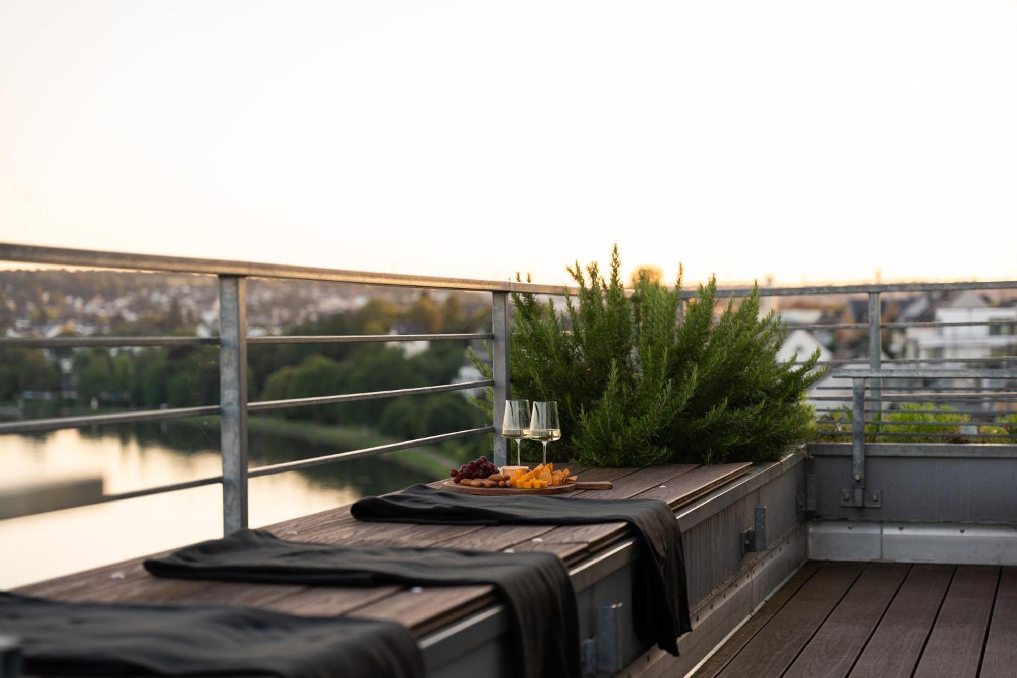 Penthouse Wohnung Mit Schoenem Moselblick In Metternich Koblenz  Luaran gambar